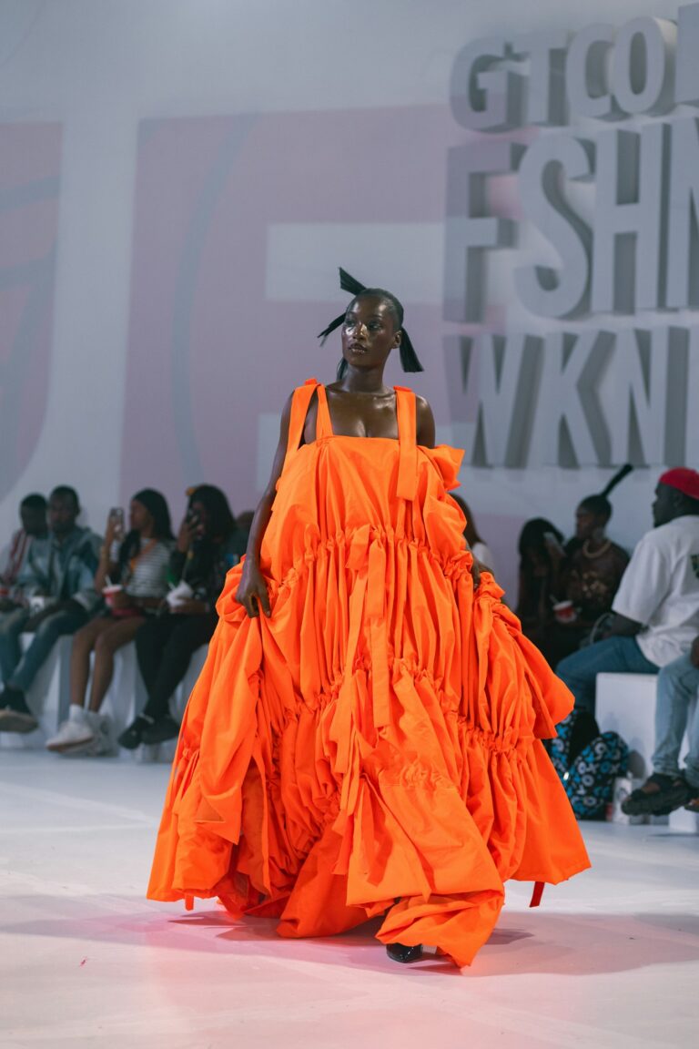 Women’s fashion